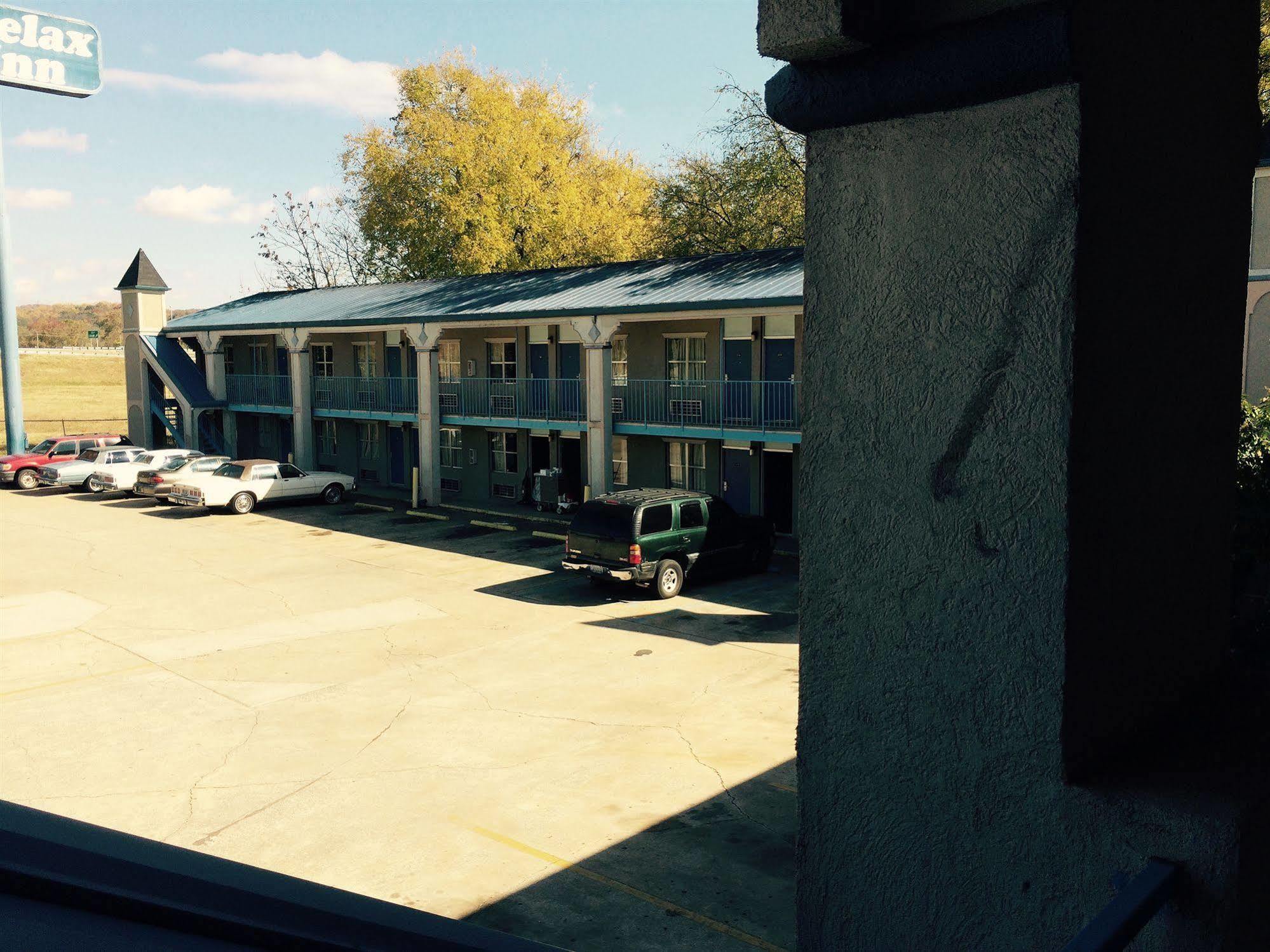 Relax Inn Birmingham Exterior photo